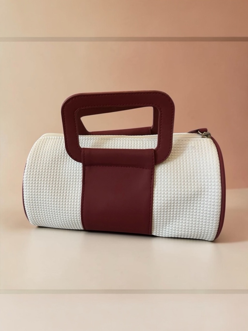 Shiseido Two-Tone Handbag Cream With Burgundy Versatile‎ Travel or Cosmetic Bag - Picture 4 of 12